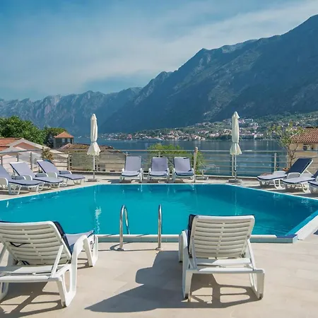 Kotor Muo Apartments C3 Exterior photo