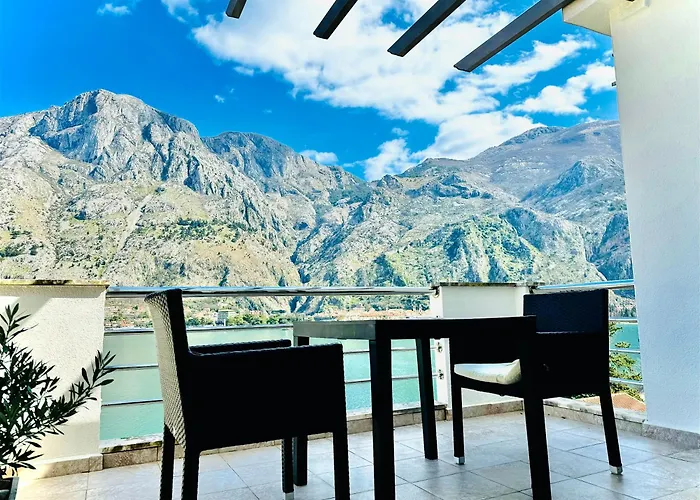 Kotor Muo Apartments C3